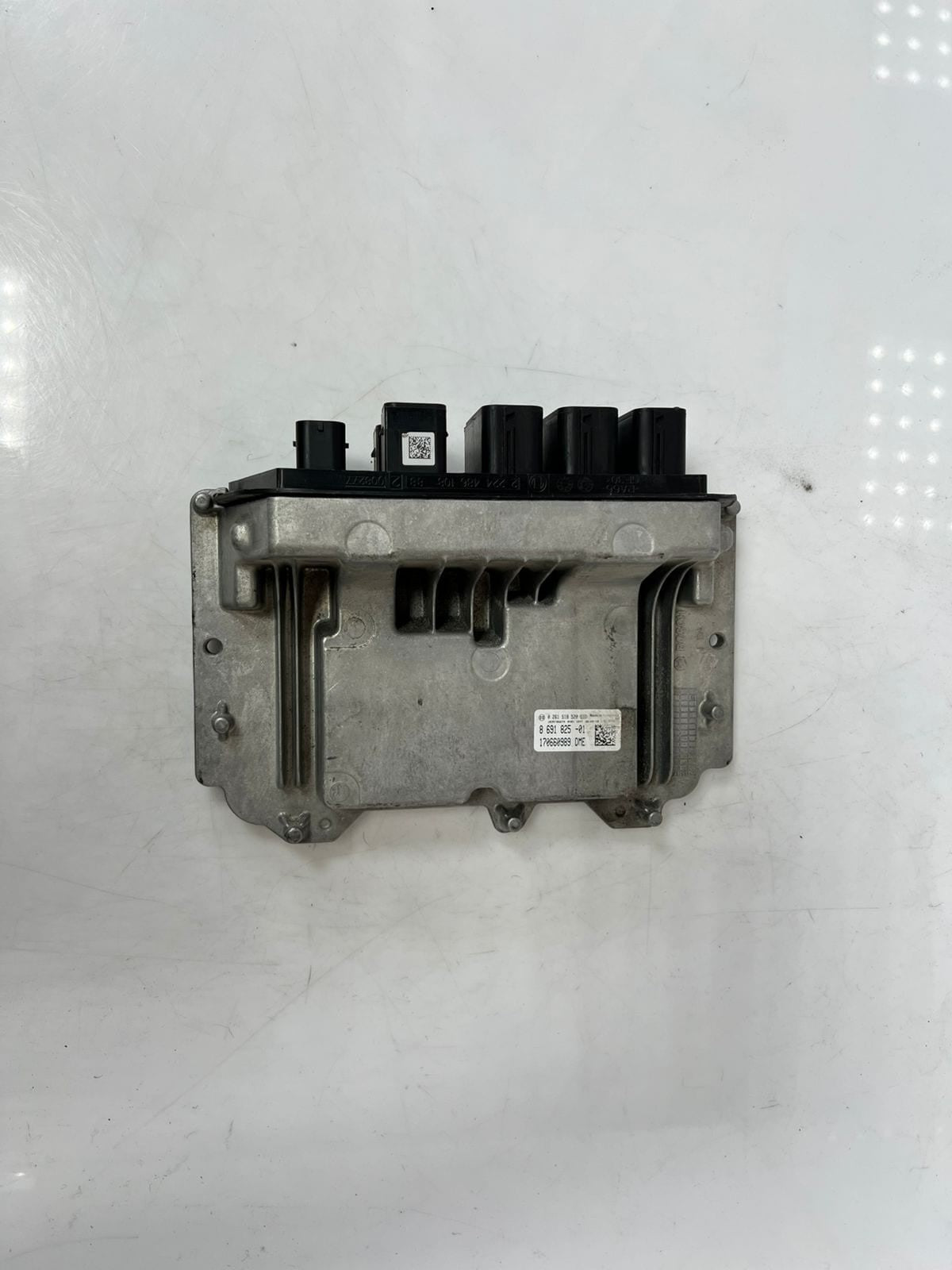 BMW 1 3 Series ECU Engine Control Unit 1.5L Petrol F20 F30 F80 2015 8691825