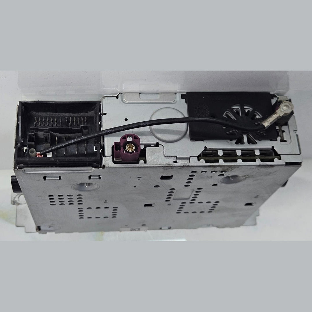 BMW 5 F10 F11 Radio/CD/DVD/GPS Audio head unit 9323799 OEM 