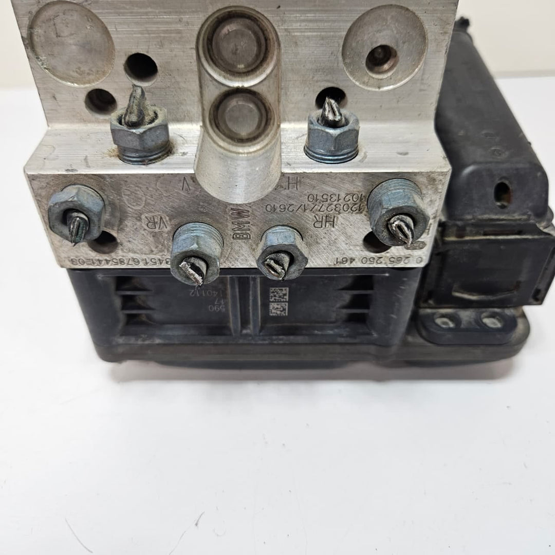 OEM BMW 5 Series F10 F11.ABS Control Unit Module DSC 6858405
