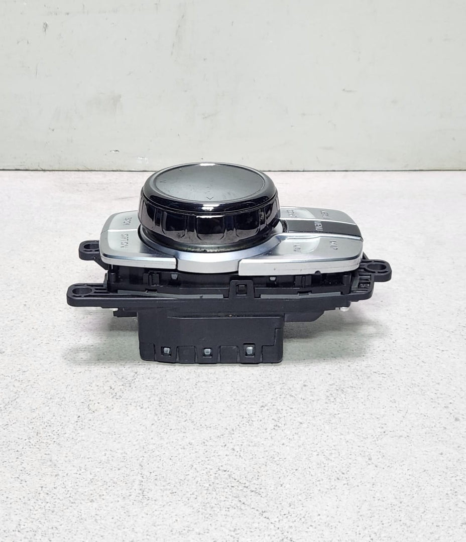 2016 BMW 750Li Idrive Touch Controller 6829078 G11 G12 7 Series 