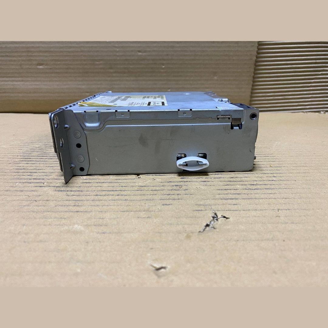 BMW Radio Head Unit BASIS 9281515 F20 F21 and F30 3 Series 