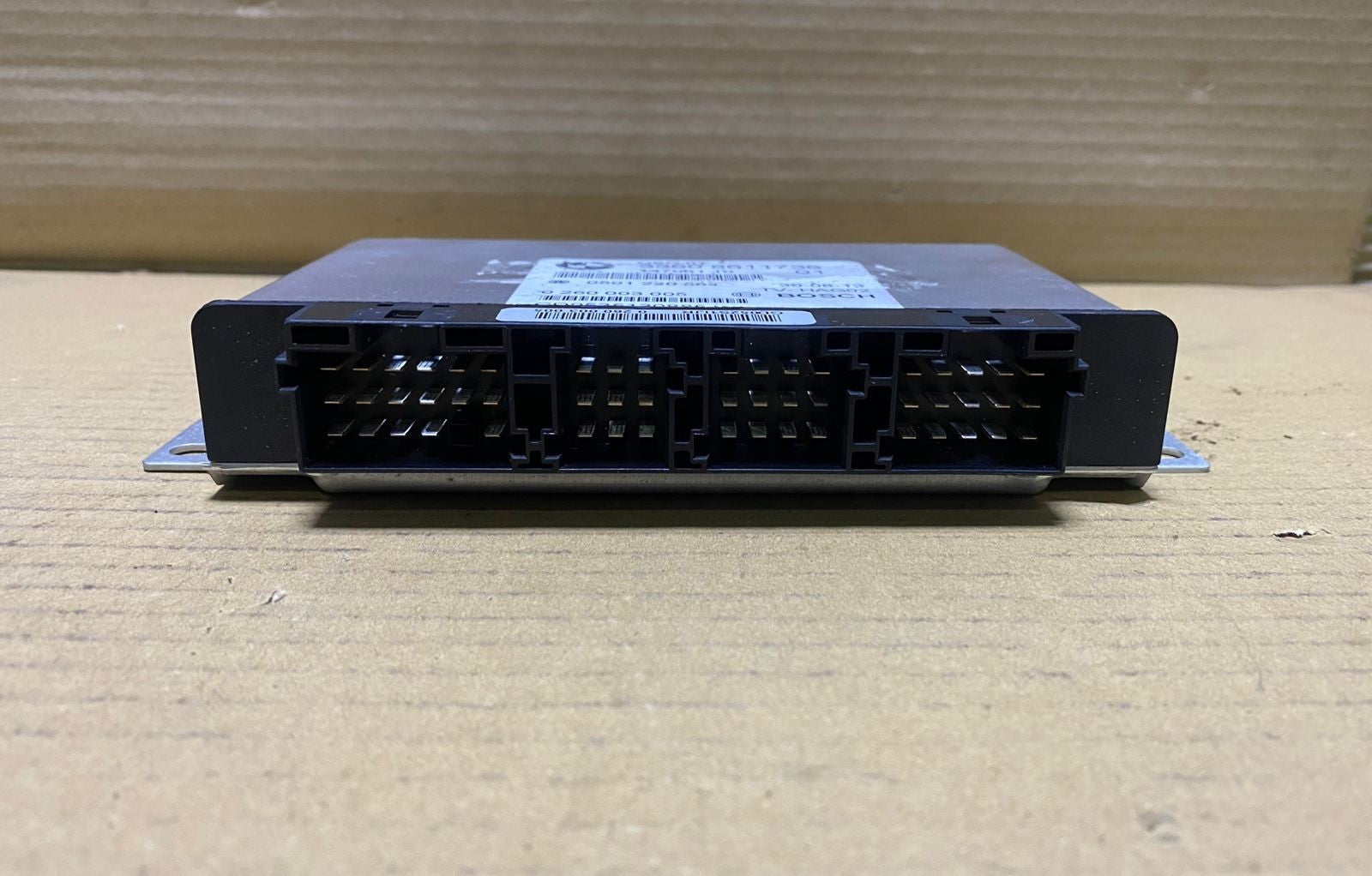 2013-2018 BMW X5 Control Unit Differential Lock 8611736 BMW X5 F15