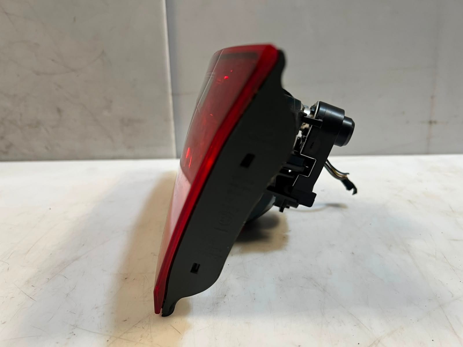 2012-2016 BMW 3' F30 F31 328i Right REAR BRAKE INNER Taillight 725991610 OEM