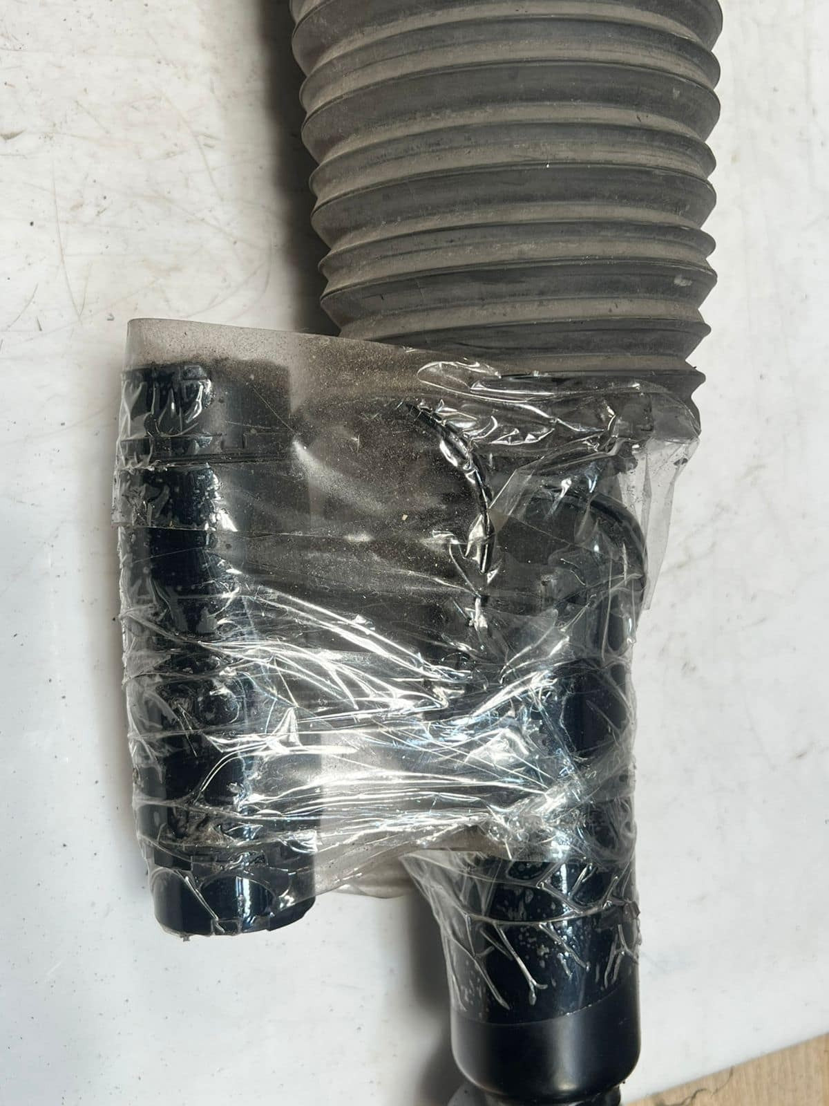 2016-2020 BMW 750 7 Series G11 G12 B7 Air Suspension Strut Rear Left 6874593 OEM