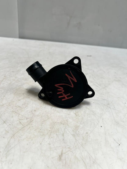 2003-2007 BMW 760Li E65 E66 E67 ENGINE Crankcase Vent Valve PVC 7549715 OEM