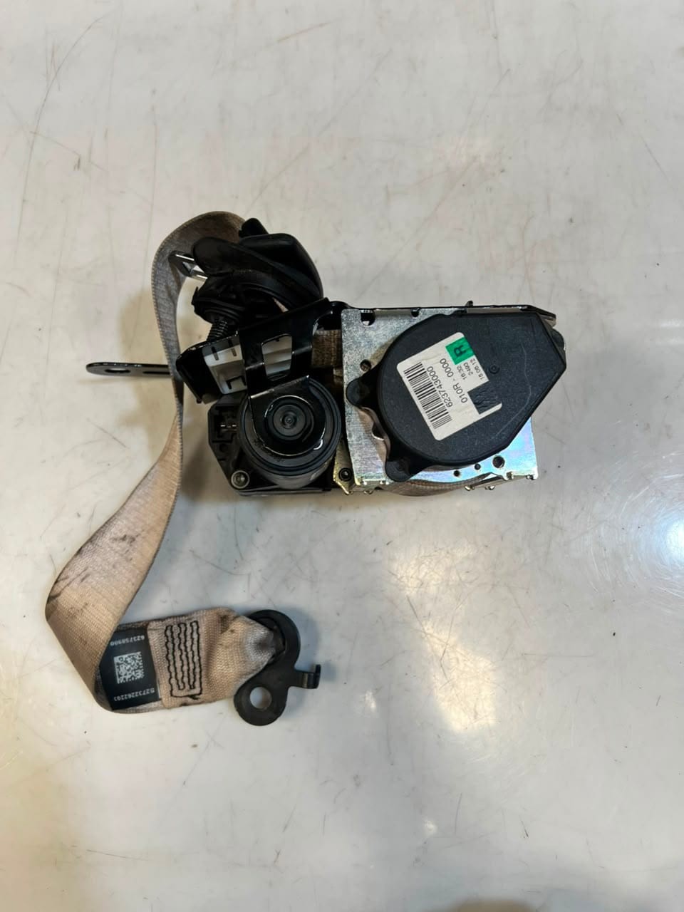 BMW 5' 7 SERIES F10 F11 F01 F02 Front Right Seat belt 6237430 OEM
