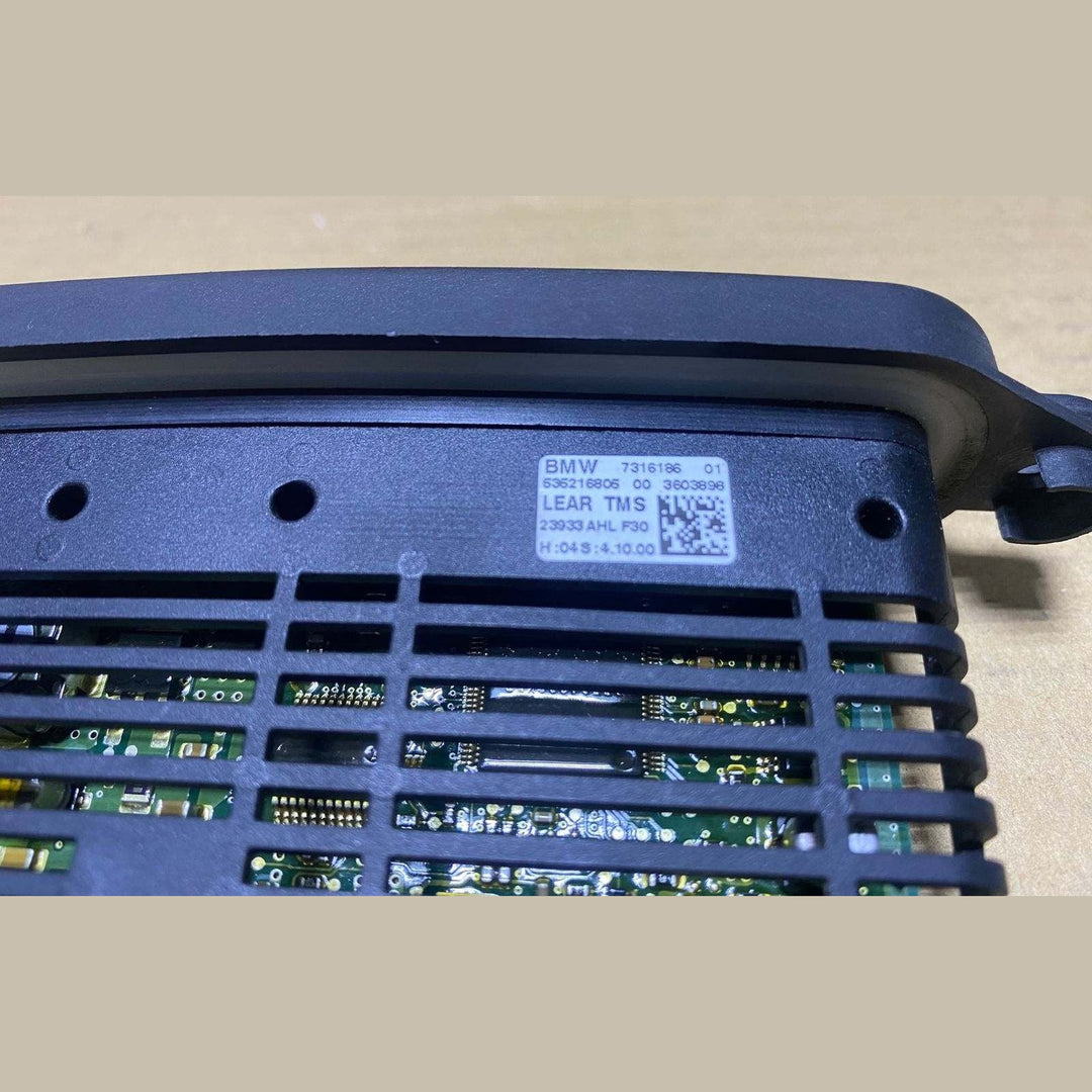 2012-2015 BMW 320i Headlight Control Module 7316186 3 Series F30 F31 F34 GT 