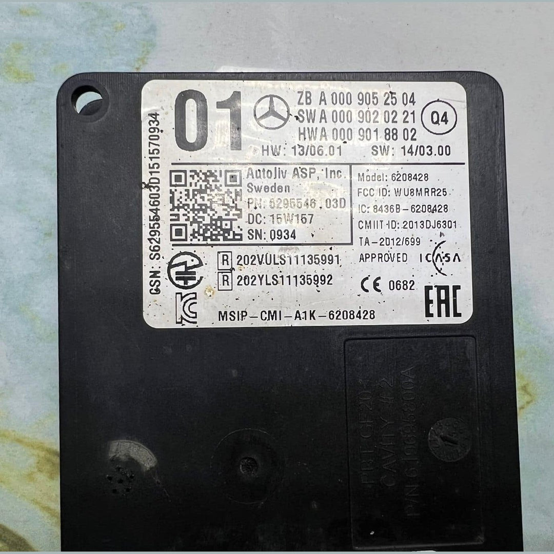 Mercedes Blind Spot Assistant Radar Sensor A0009052504 E CLA CLS ML GL Class.