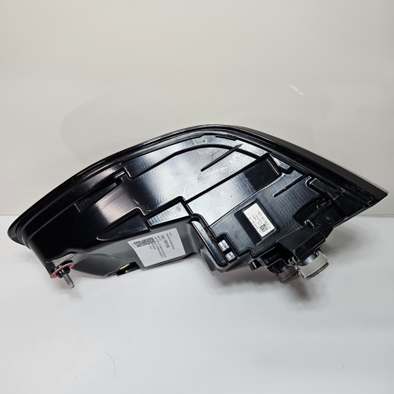 2021-2023 BMW X7 G07 Rear Left side Taillight 9881353 OEM