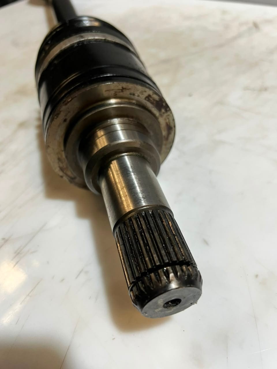 2011 BMW 3' 4' F30 F31 F32 F33 F36 LCI 328i Rear Right Axle Shaft 7637444 OEM