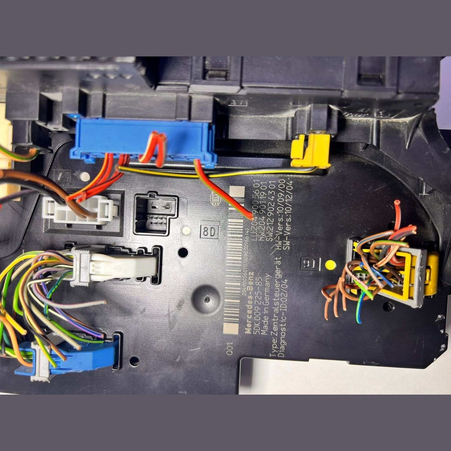 2012-2014 Mercedes-Benz C250 Rear Sam Relay Fuse Box Assy 204 9005601 W204 C-Cla