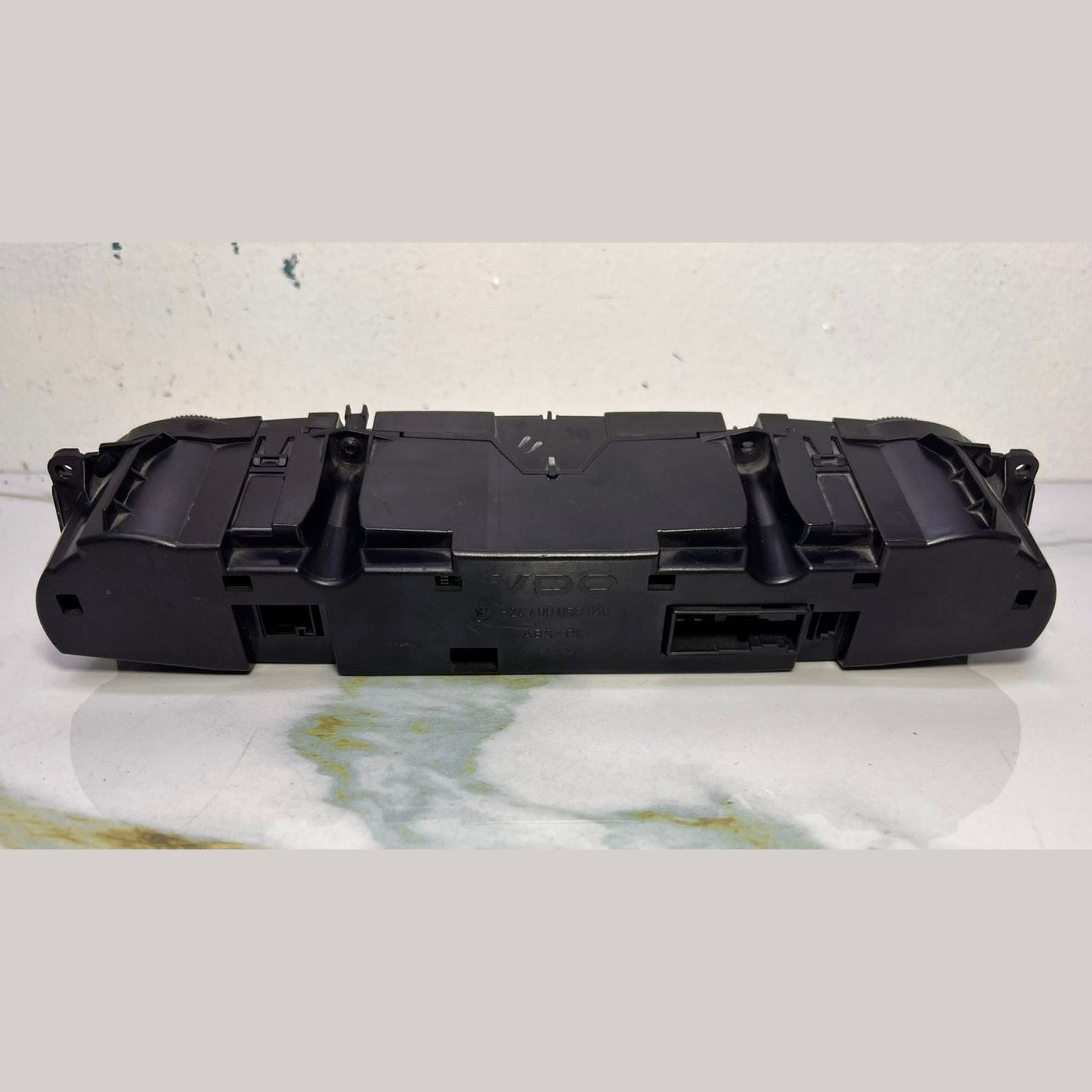Mercedes-Benz Heater Control Panel 211 830 0190 E-Class W211 
