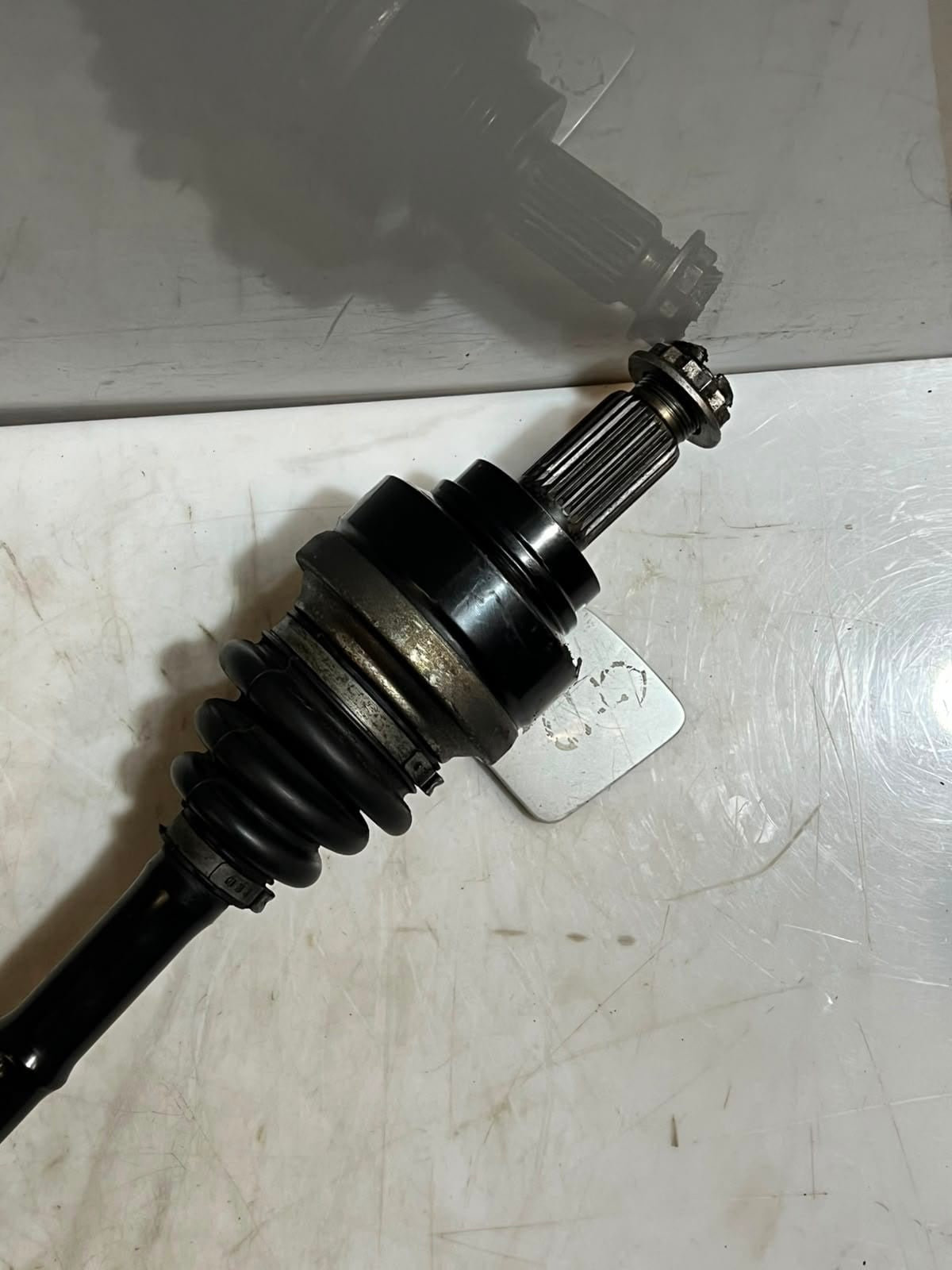BMW 3 4 Series F30 F31 F35 F32 F36 F33 328d Rear Drive Shaft, Left 8680347 