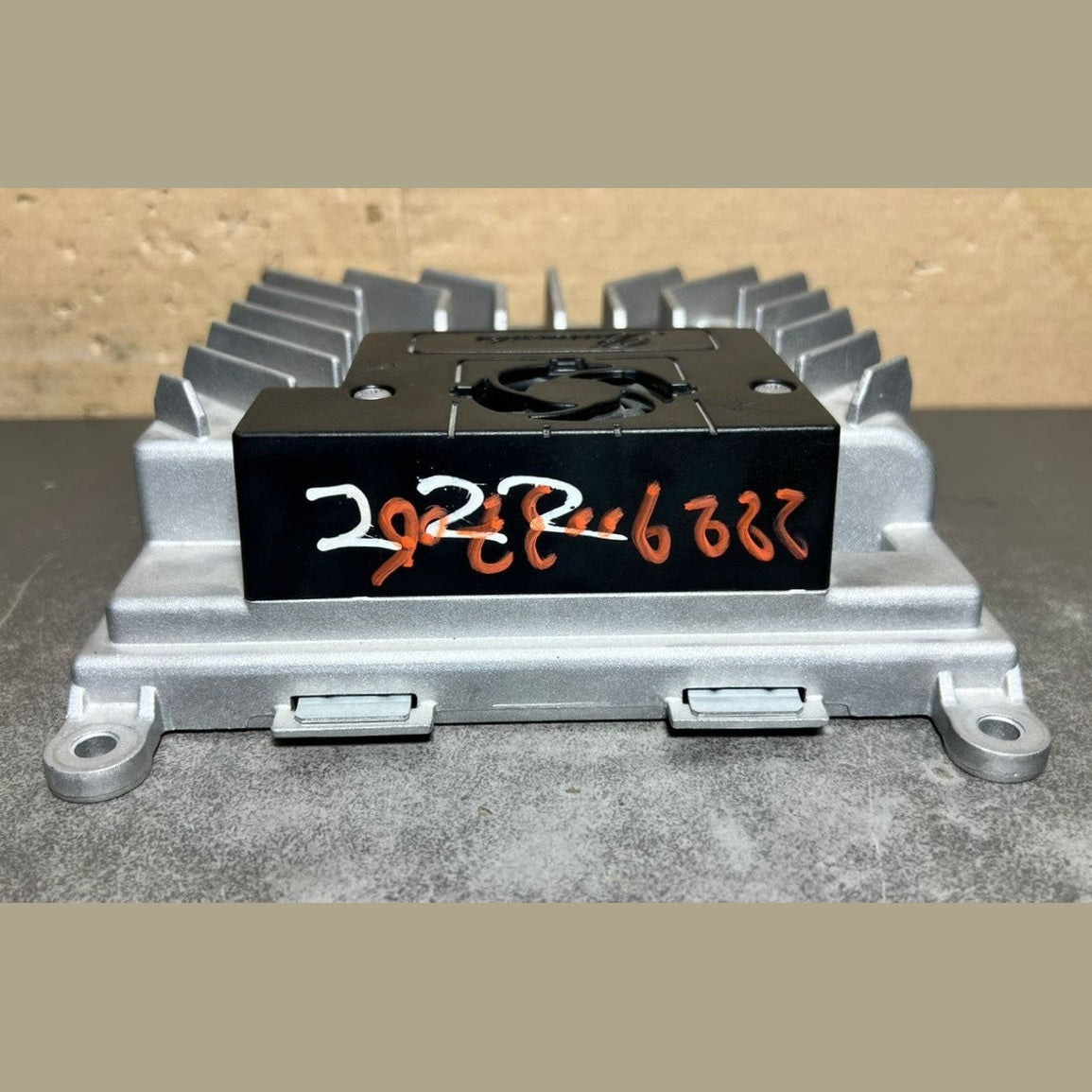 15-20 Mercedes W222 Burmester ASK Sound Amplifier Assembly A222 9003706 OEM