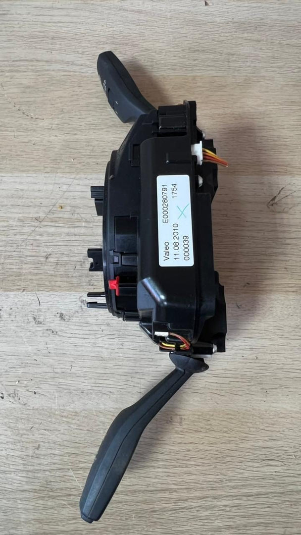 2011 BMW 750Li Steering Column Switch Cluster 9234440 7-Series F01 and 5-Ser SZL