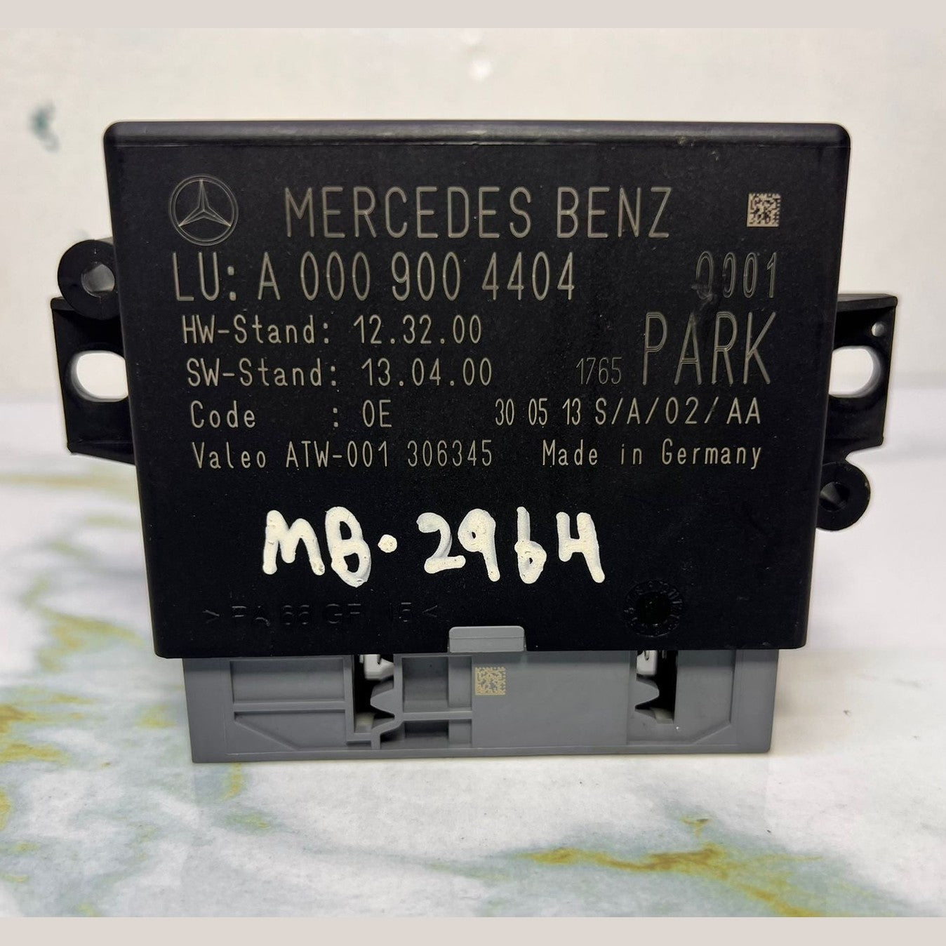 Mercedes-Benz Parking Control Module A 0009004404 E-Class W212, C-Class W205, S-