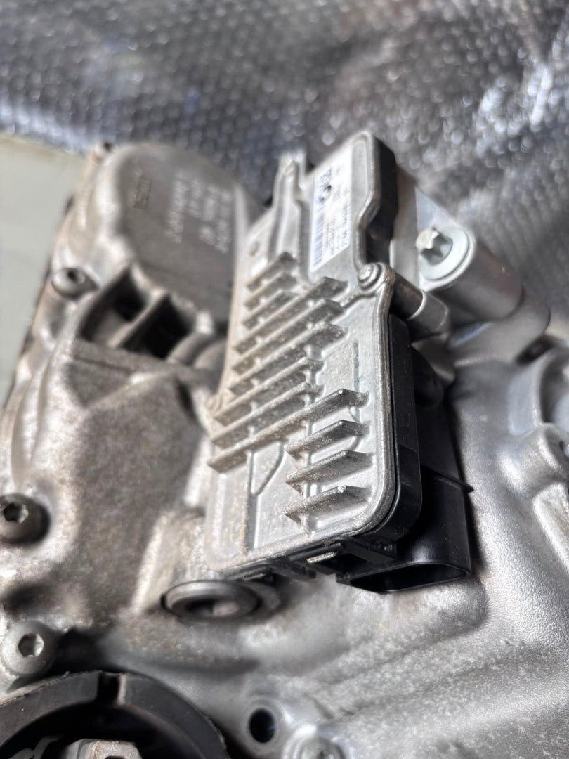2012-2016 BMW 328i Transfer Case 7643756 2,3,4,5,6,and 7 Series xDrive OEM 