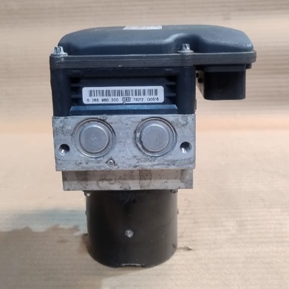 BMW X5 E70 X6 E71 ANTI - LOCK BREACKING SYSTEM MODULE DSC 6783058  - 6783056