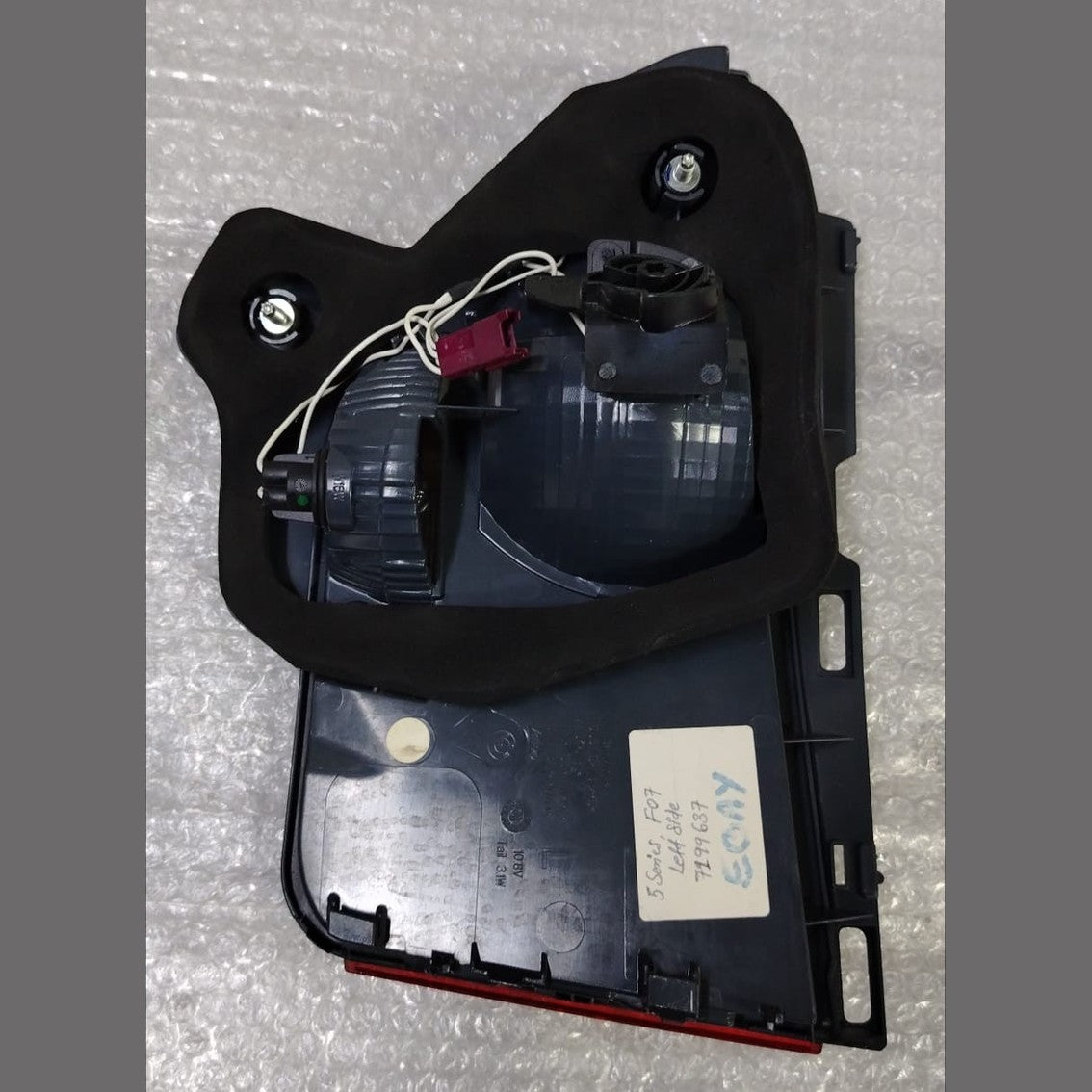 OEM BMW F07 Rear Light In Trunk Lid Left Side N/S Gran Turismo 7199637
