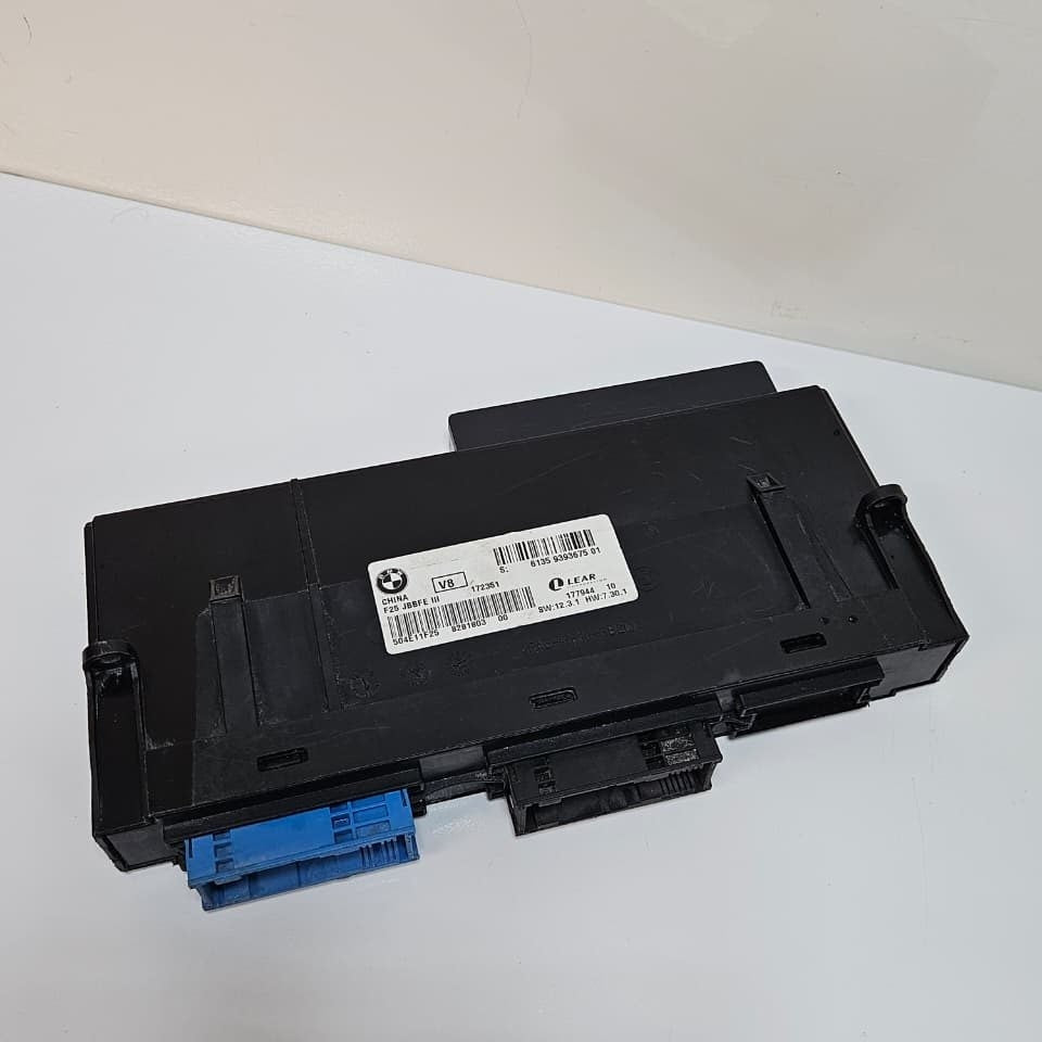 2011-2017 BMW X3 F25 Body Control Module 9393675 OEM