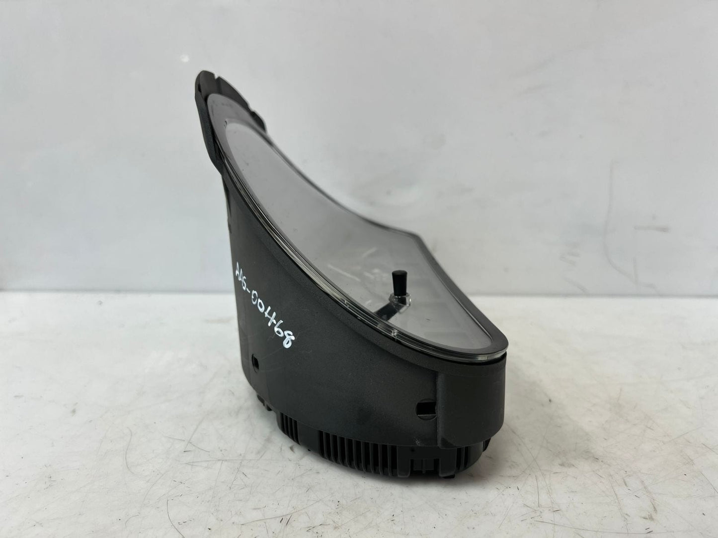 BMW 5 Series E39 Speedometer Instrument Cluster Revolution Counter 8372354 OEM