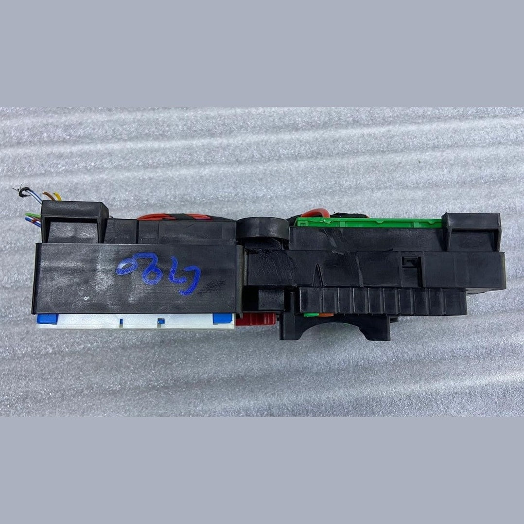 OEM BMW 330I M340 G20 POWER SUPPLY FUSE BOX CONTROL MODULE 8734161