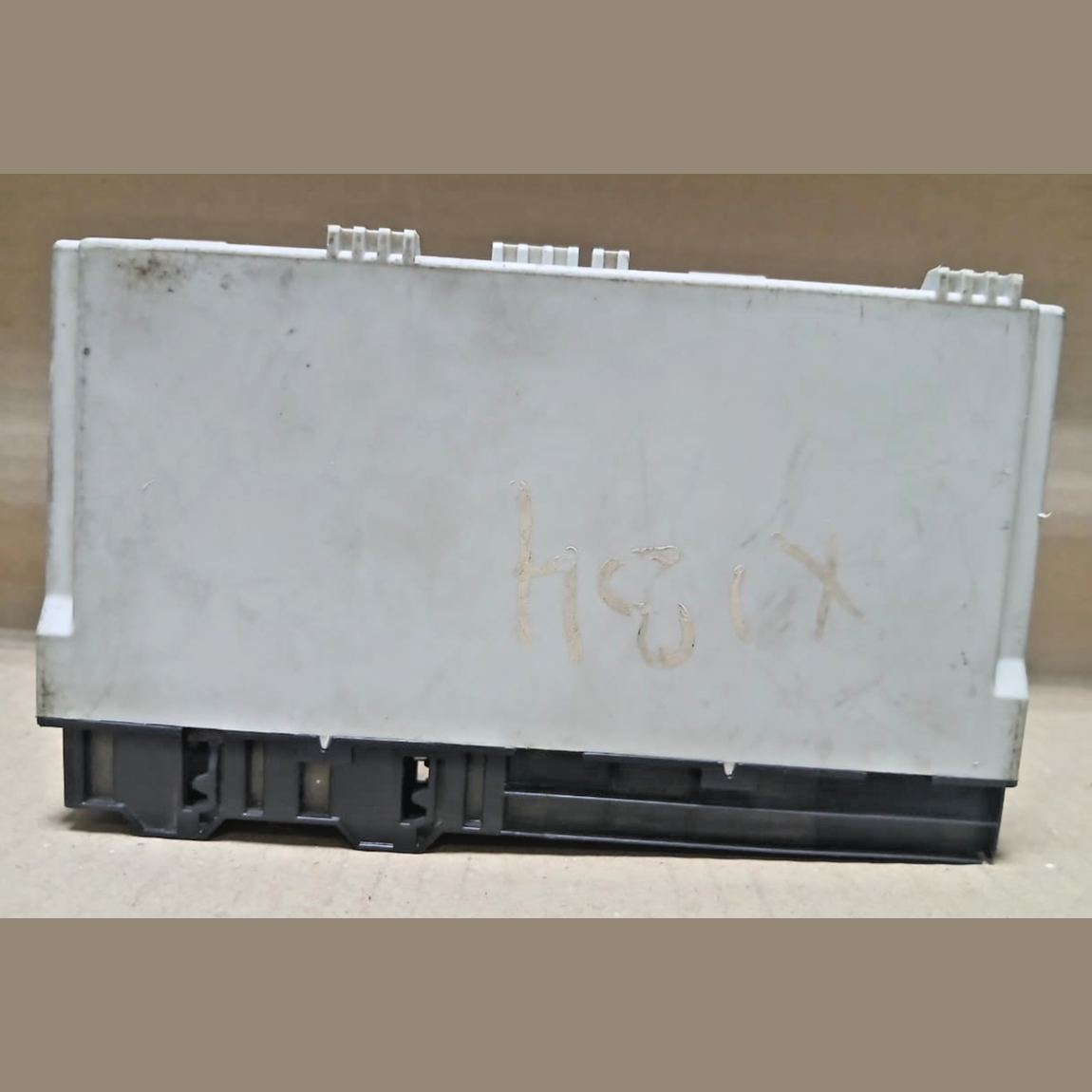 BMW F10 F11 F20 F21 F22 F30 F31 Front Seat Control Module ECU 9257098 SM BA/M-H