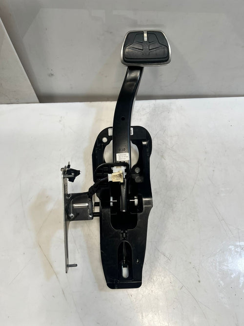 2019 BMW 3 4 Series G20 G21 G22 G23 G26 M SPORT Brake Pedal Assembly 6874282 OEM
