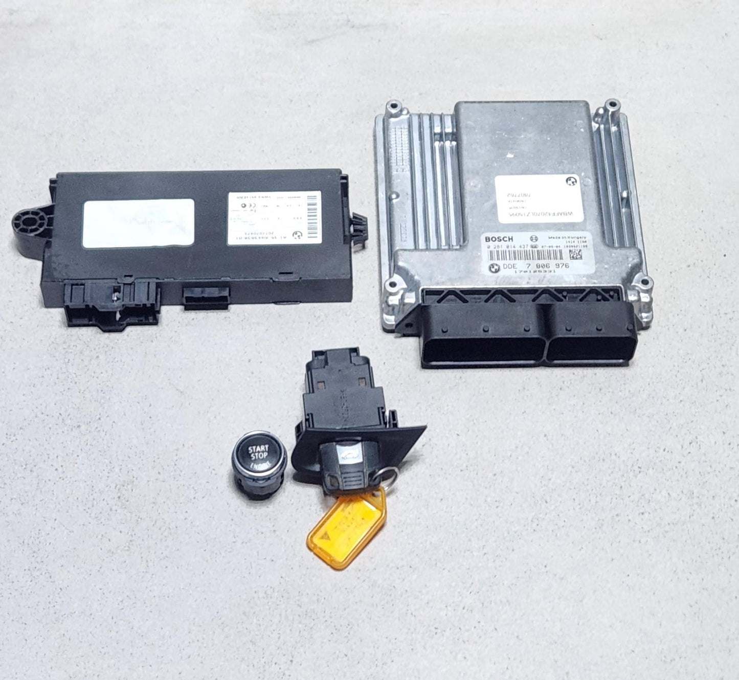 2007-2008 BMW X5 E70 DIESEL 3.0D M57 Engine Control Unit 7806976 X5 E70
