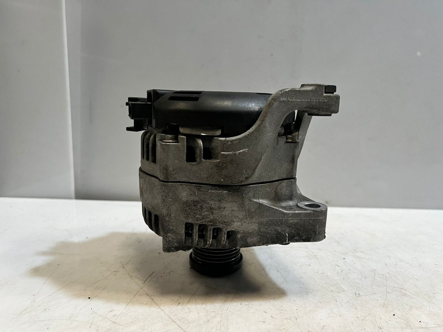 2014-2016 BMW 520i F10 F11 F20 E84 320i 520i 528i Alternator GENERATOR 7605478 