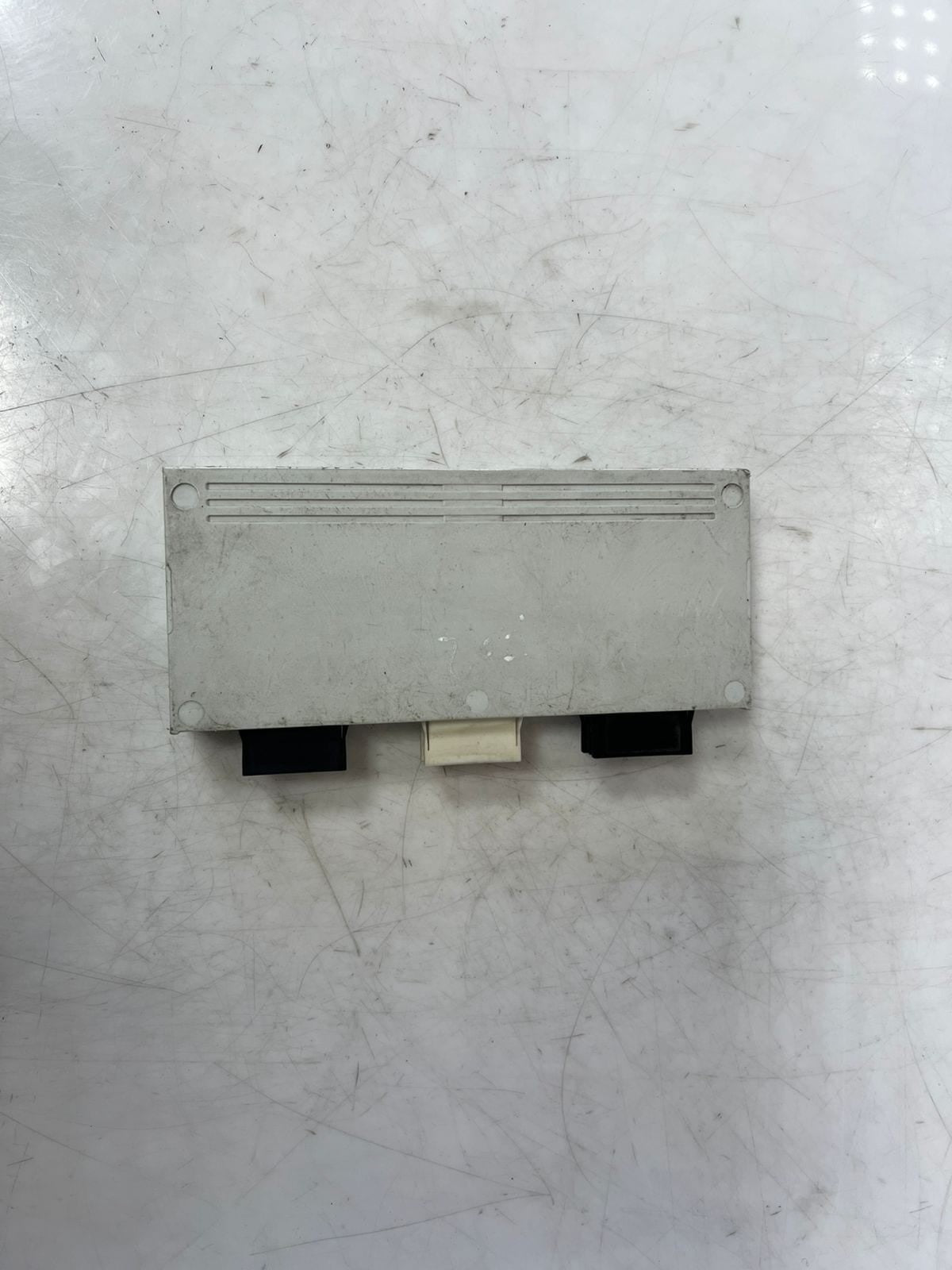 2010-2015 BMW 750Li 5' 6' 7 Series F02 Tailgate Lift Control Module 7232482 OEM