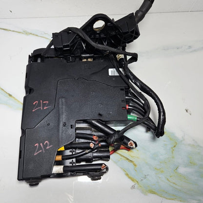 Mercedes W212 Hybrid Positive Battery Terminal Fuse Junction Box A2125406950 OEM