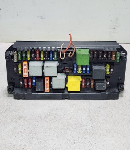 Mercedes-Benz E GLK C Sam Control Module Front A2129003925 E-Class W212 GLK204