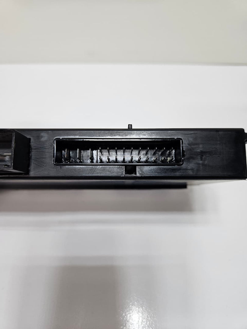 2011 - 2016 BMW 528i 550i 535i Electronic Body Control Module Unit 9228490