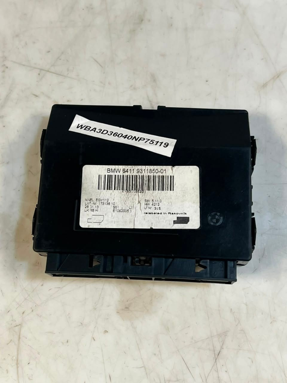 2013-2016 BMW 3 Series F30, F31 F35 320i AC Heater Climate Control Unit 9311850