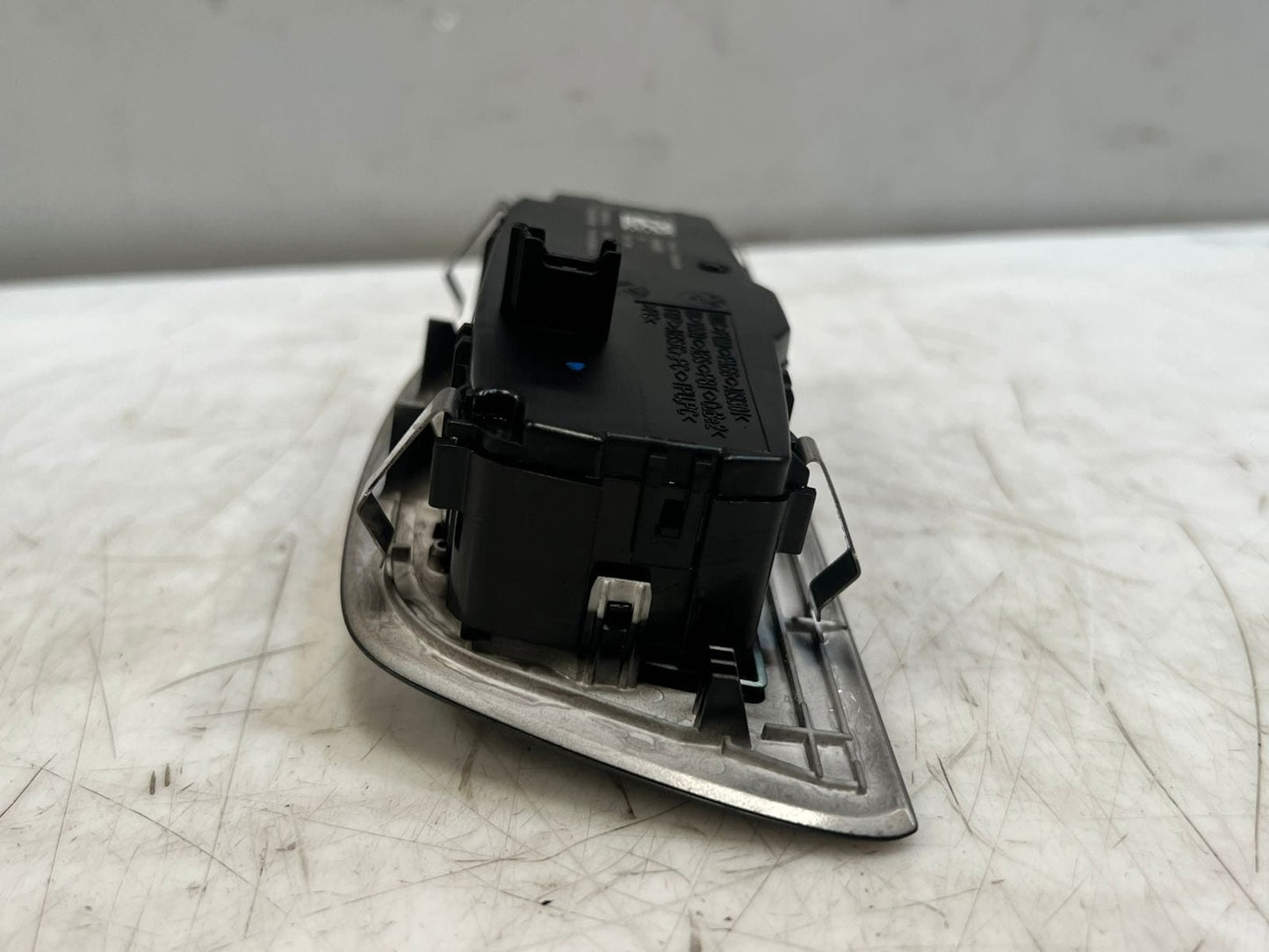 BMW 5 Series G30 G31 F90 Headlight Control Switch 6841883 OEM