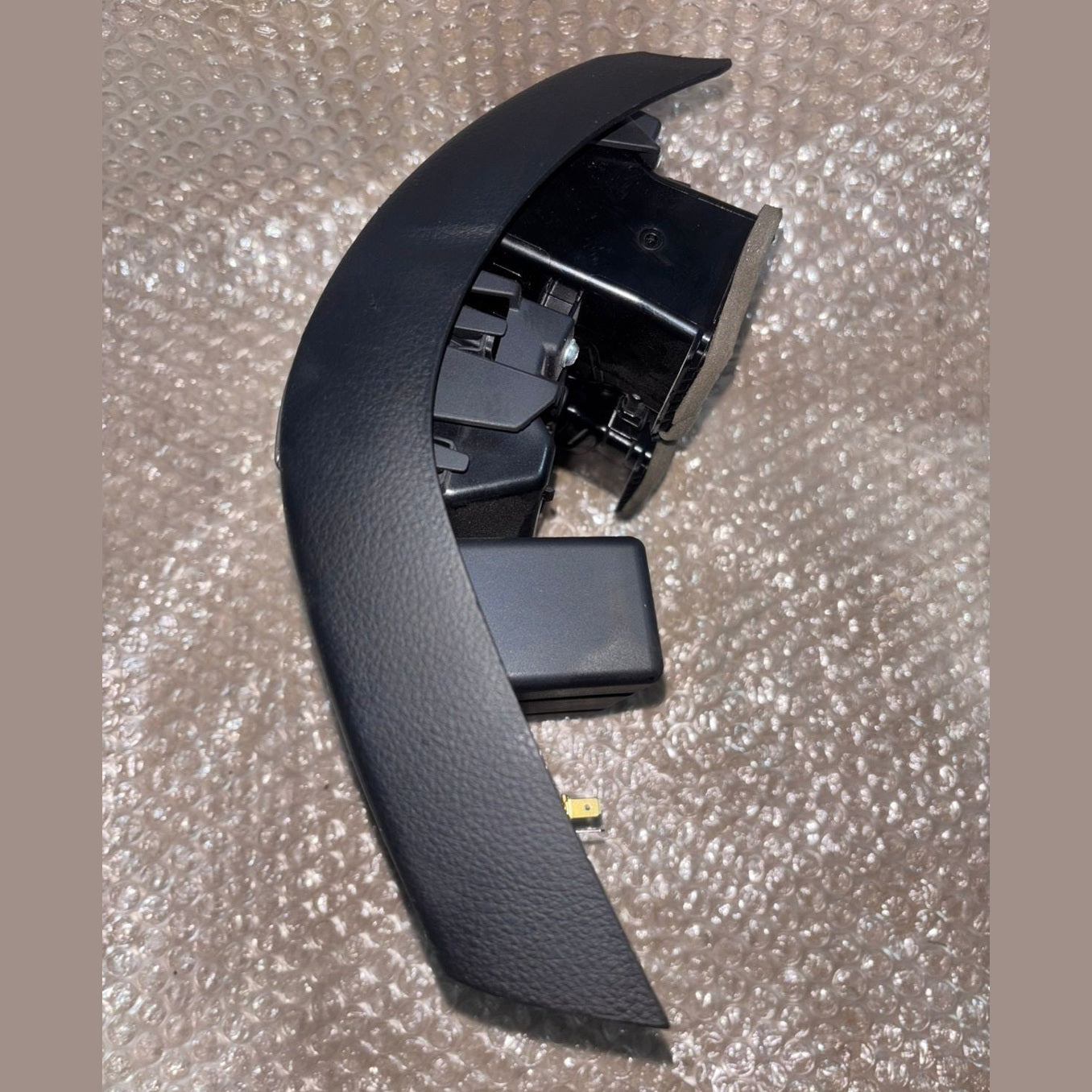 Bmw  F10 REAR Center Console Panel GRILL 9206664