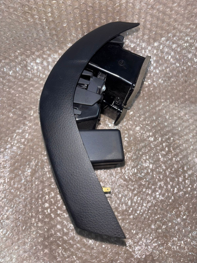 Bmw  F10 REAR Center Console Panel GRILL 9206664