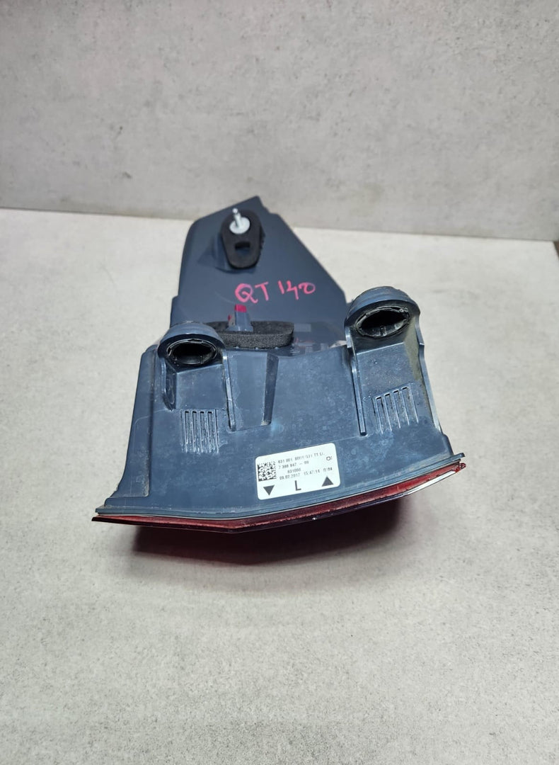 BMW 5 Touring Rear Tail Light Left Outer Led 7388947 5 Series G31