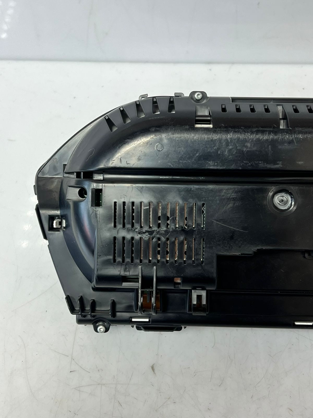 2012-2020 BMW 118i 1-Series F20  N13B16 SPEEDOMETER Instrument Cluster 9285592