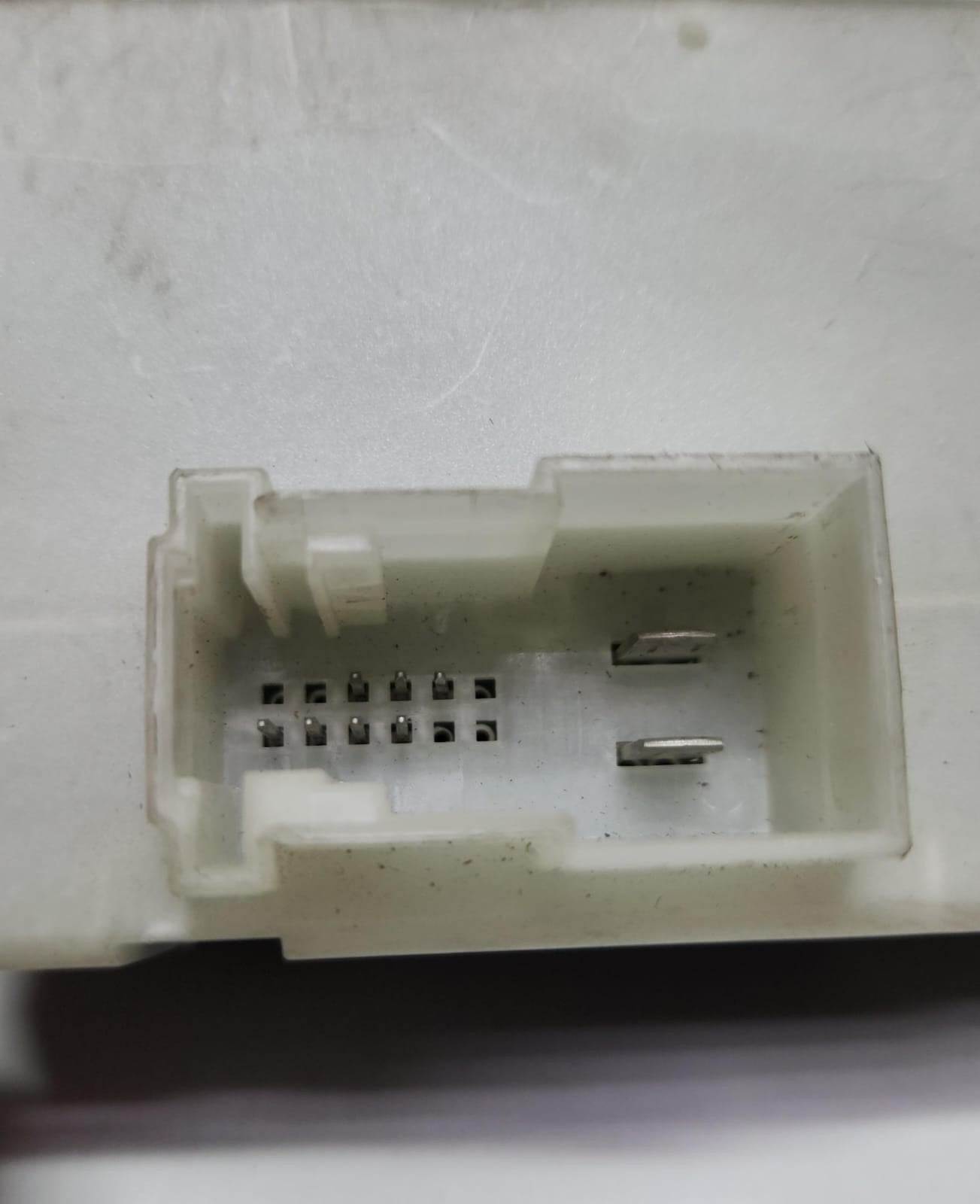 2016-2020 BMW 740i Tailgate Control Module 7481045 7 Series G11 G12 OEM