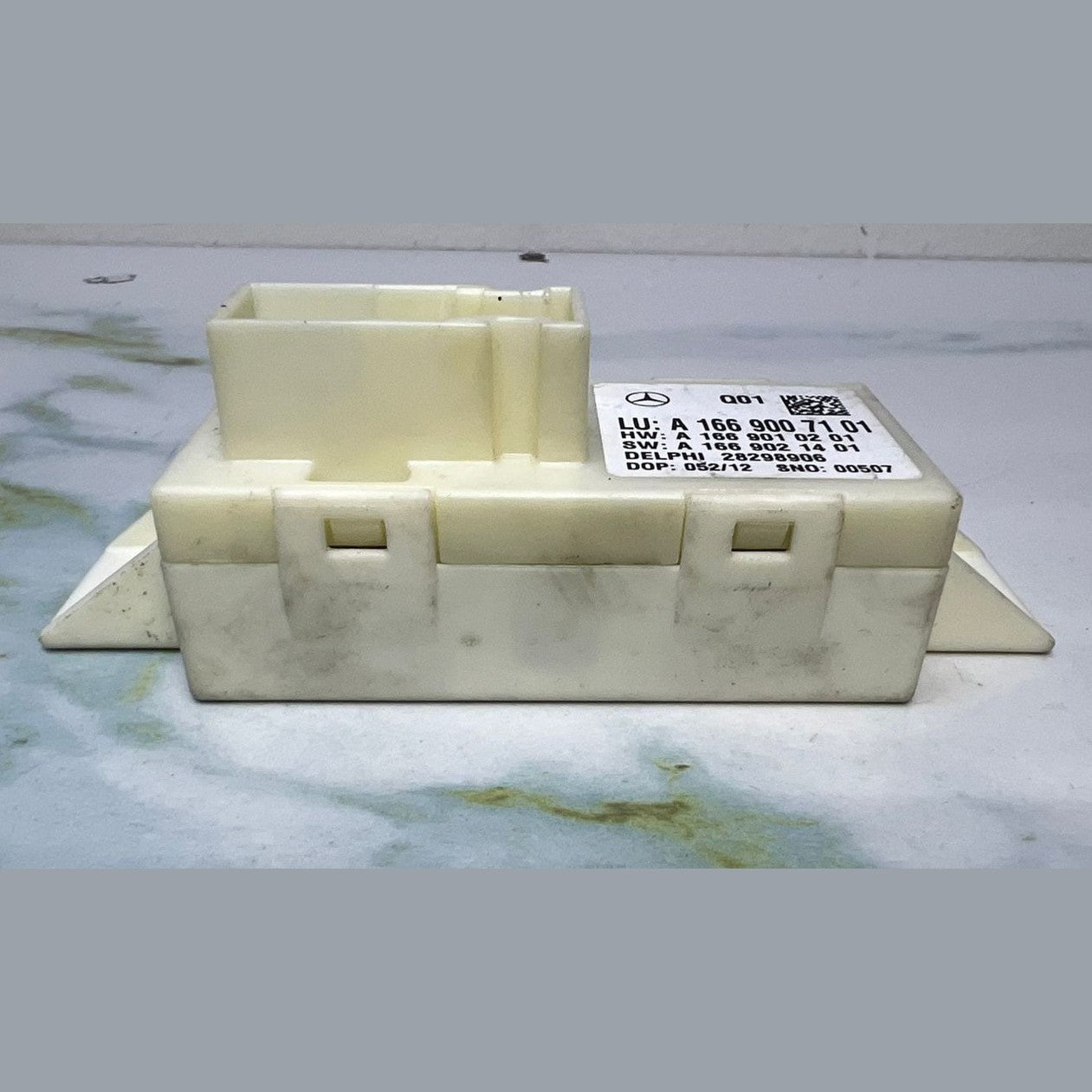 Mercedes Headlight Control Module A1669007101 W204 C-Class