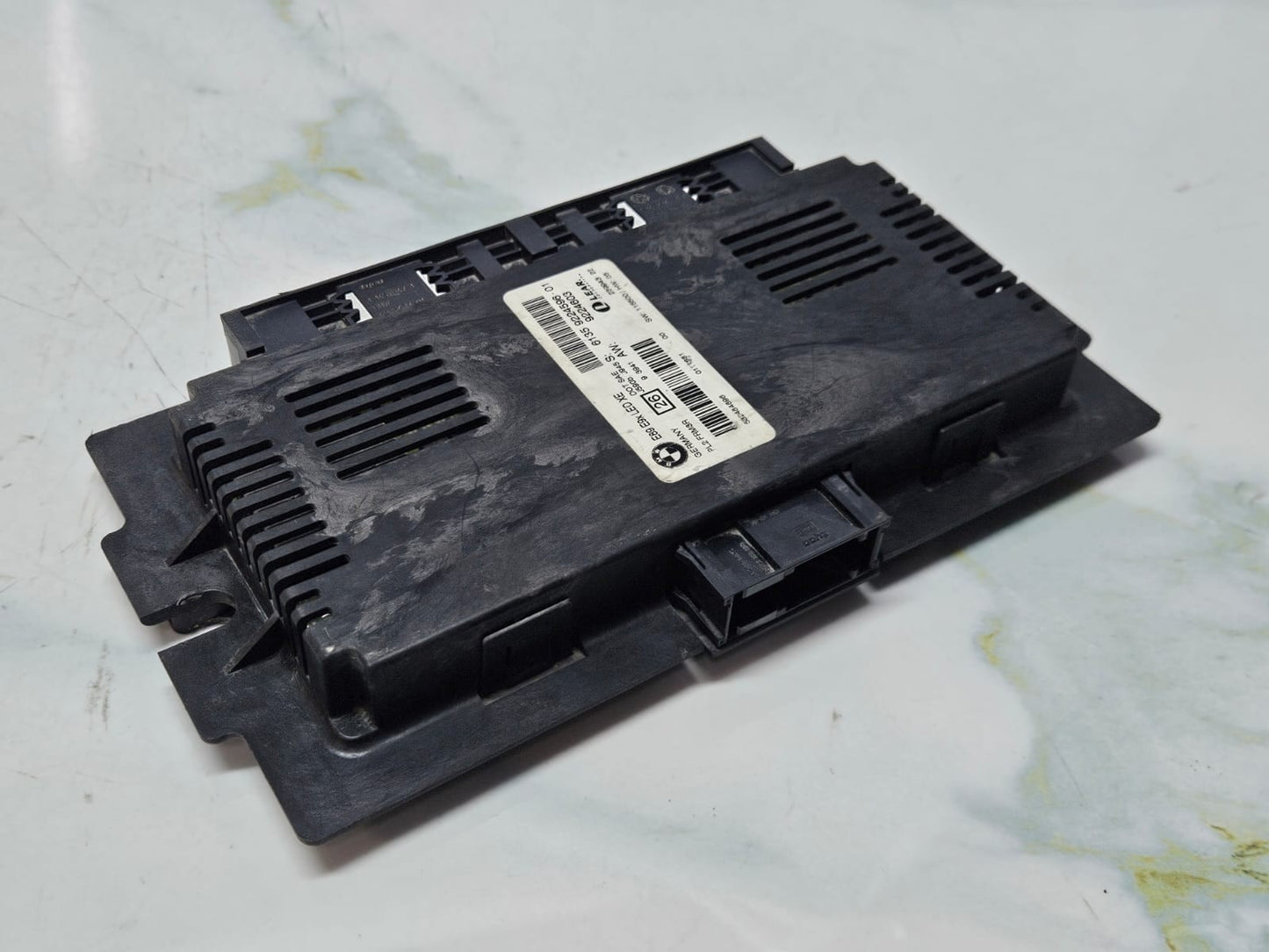 BMW E90, E91, E92, E93, E89 Footwell Light Control Module 9224596 OEM