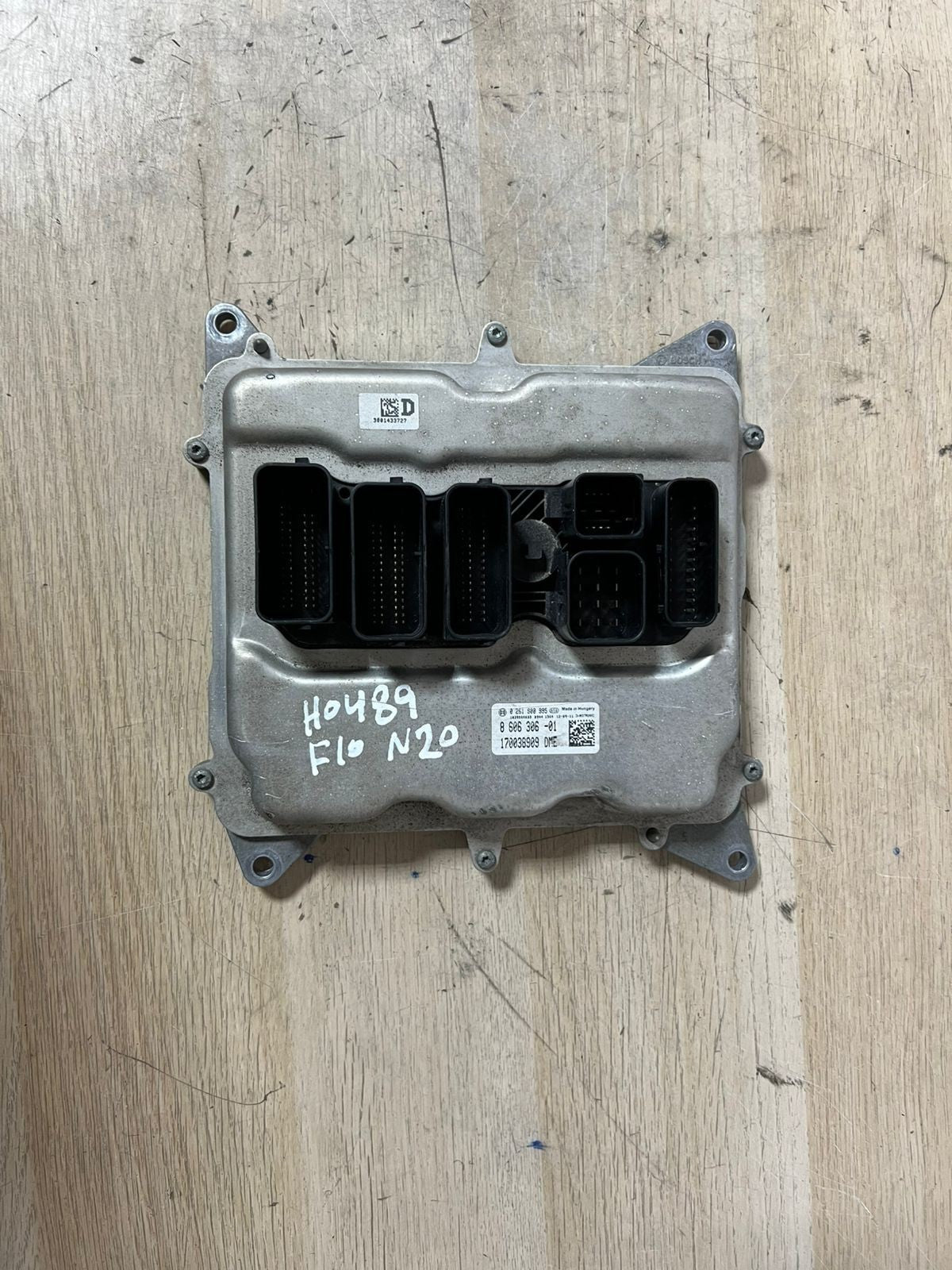 2012-2017 BMW F10 N20 520i Engine Control Unit SET DME+ CAS4 CG + 2KEYs 8606306