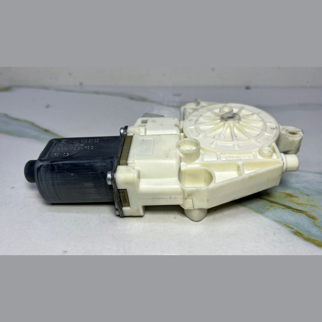 10-14 Mercedes-Benz W212 E-Class Window Motor Front Right Side A212 9066702 OEM