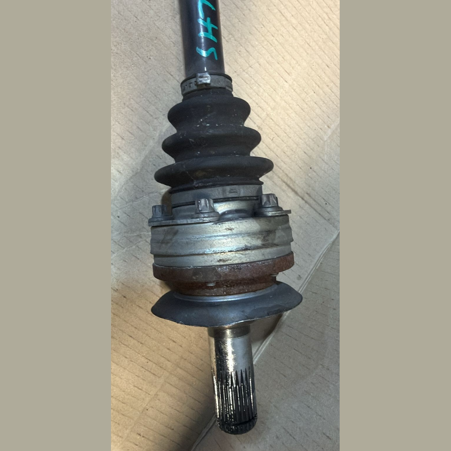 BMW AXEL OUTPUT SHAFT  E84 X1 N20 2013 RP LEFT SIDE LK=86MM/D=38MM 3320-7591597