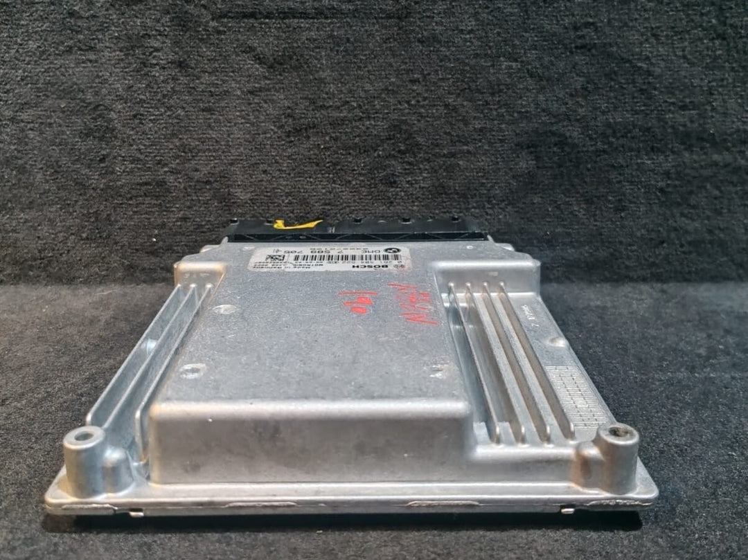 BMW 3 Series E90 E92 ENGINE CONTROL UNIT ECU ONLY  ECM S04 DME 7589705