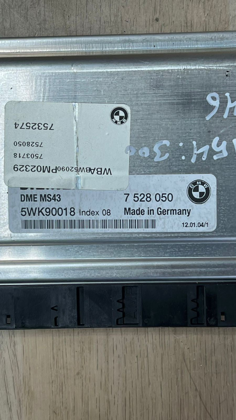 2004 BMW 325xi Engine Control Module 7528050 E46, E39, E53 3.0 M54
