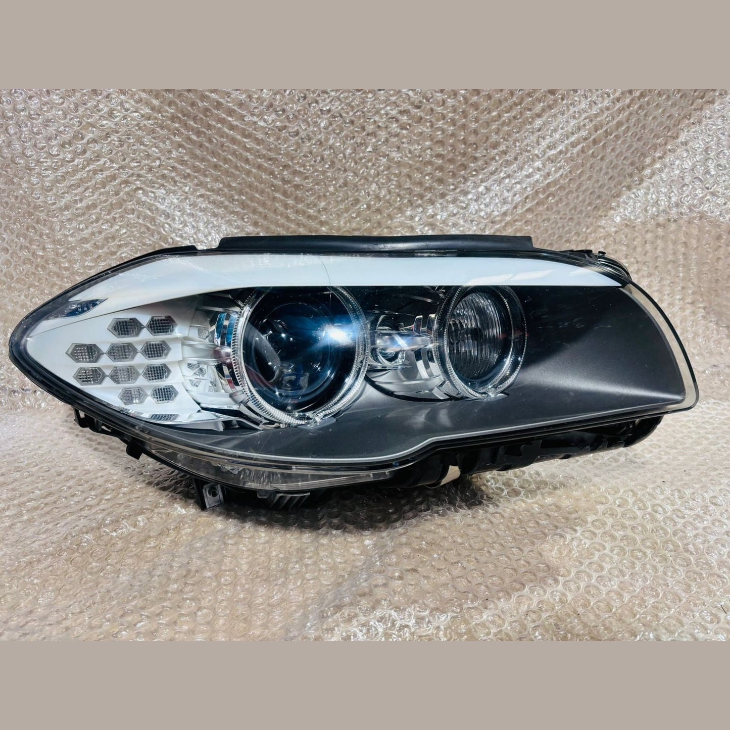 Bmw 5 Series F10 520i 528i 535i 530i RHS Headlight Xenon Daynamic RHD 7203254