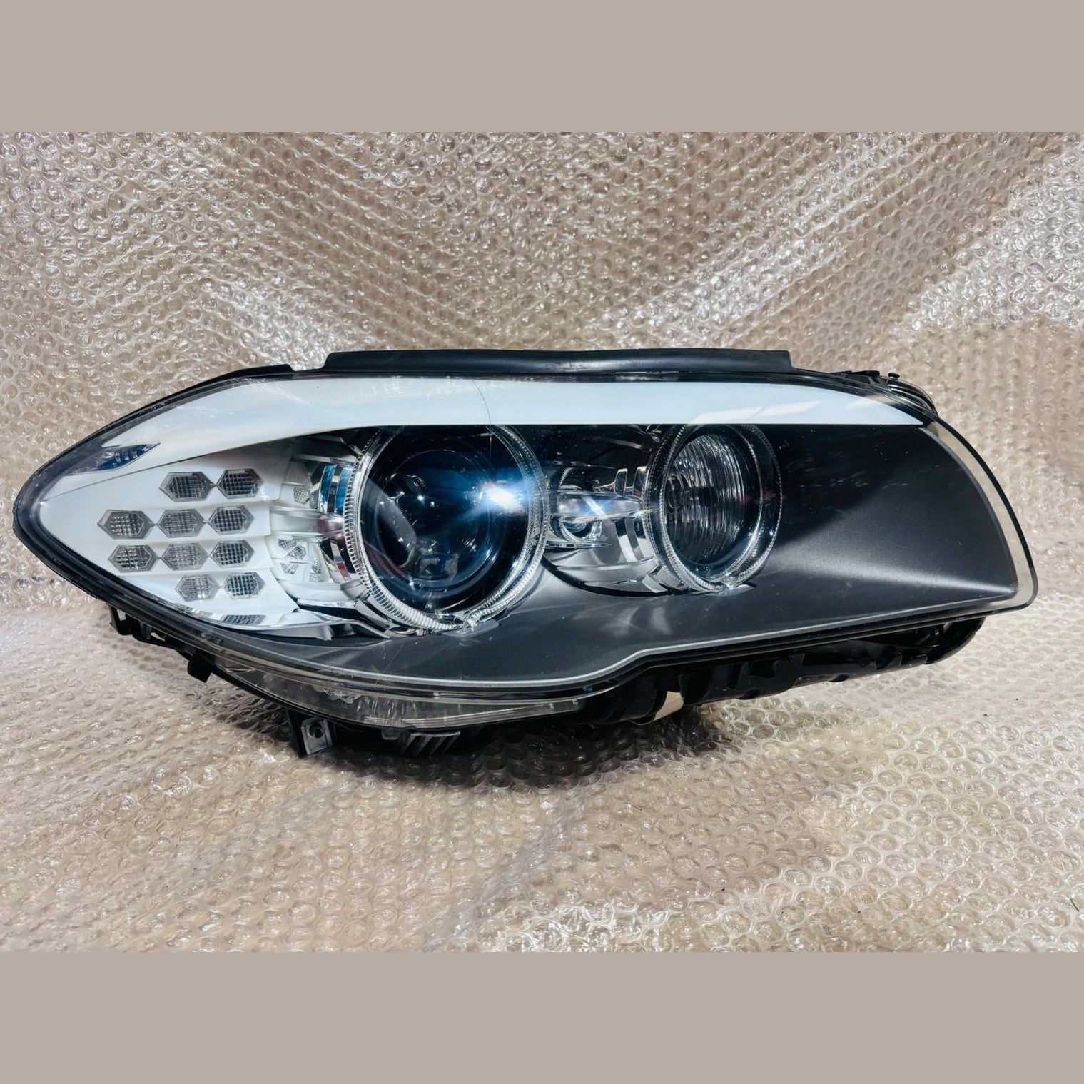Bmw 5 Series F10 520i 528i 535i 530i RHS Headlight Xenon Daynamic RHD 7203254